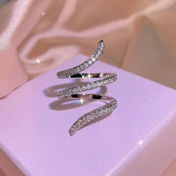 Jewelry - Luxury Solid 925 Sterling Silver Wing Ring